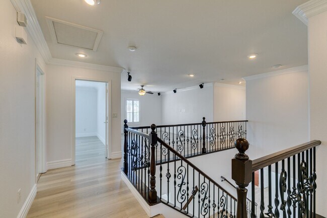 Building Photo - 4104 Freel Peak Ct
