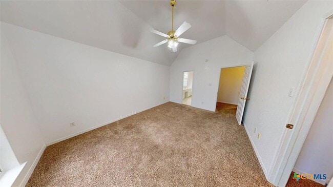 Building Photo - 609 Man O War Dr