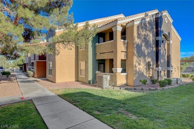 Building Photo - 8101 W Flamingo Rd