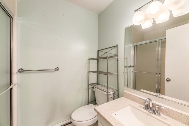 Building Photo - 4517 1175 W