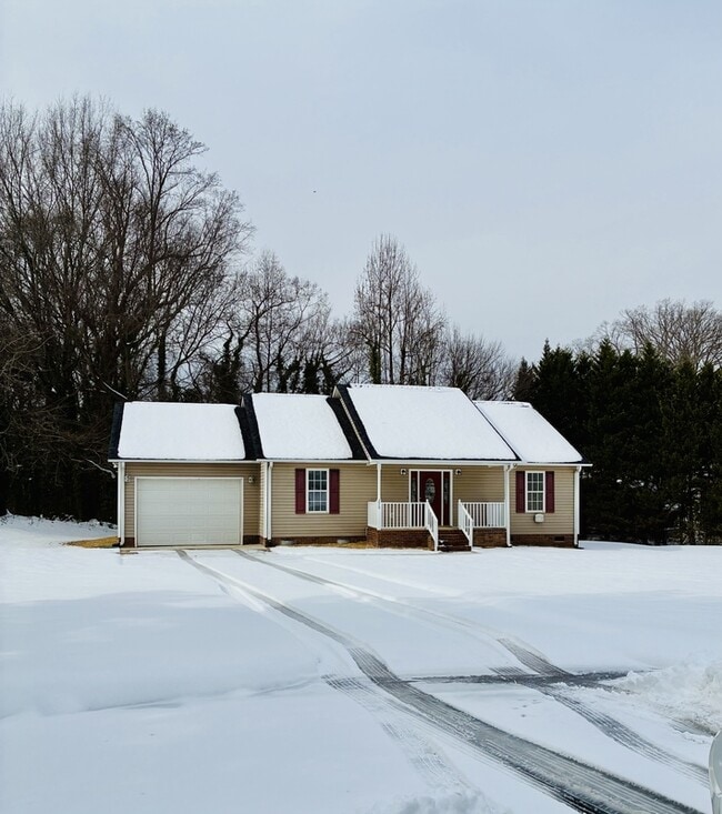 Building Photo - 250 Summerpine Pl