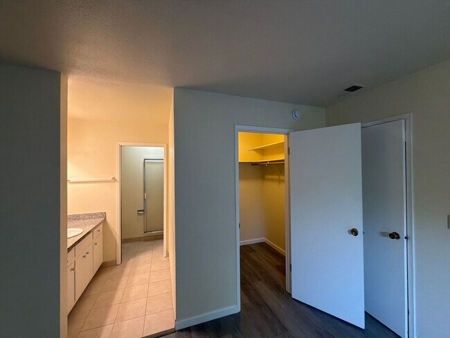 Building Photo - 3612 Jamison Way