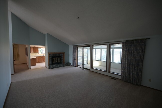 Building Photo - 2+ bed 2 bath condo in Sunland, Sequim