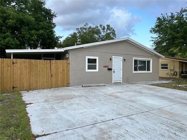 Building Photo - 4421 Gandy Cir