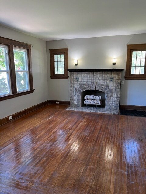Building Photo - 5806 Ridge Ave