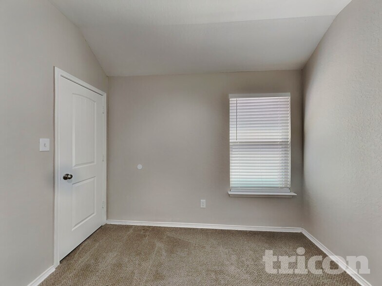 Building Photo - 6411 Candlepass Dr