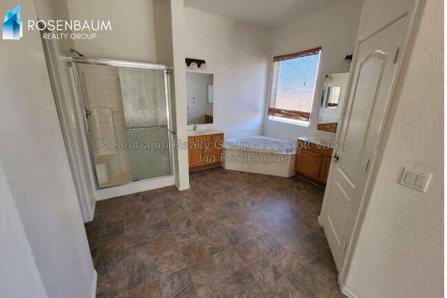 Building Photo - 7665 Rabbit Brush Ln