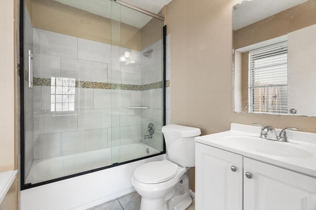 Building Photo - 4403 Conward Dr