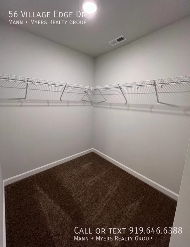 Building Photo - 56 Village Edge Dr