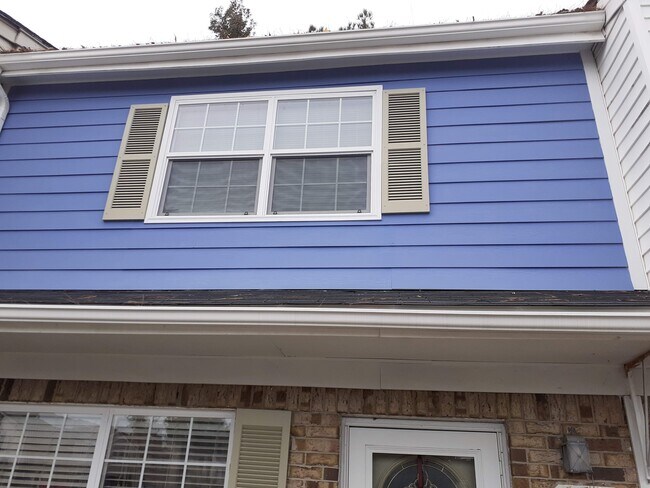 Building Photo - 440 Myrtlewood Cir