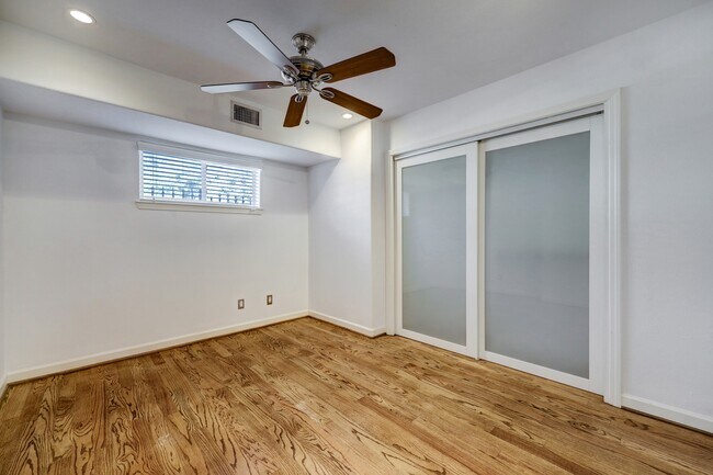 Building Photo - 1449 Heights Blvd