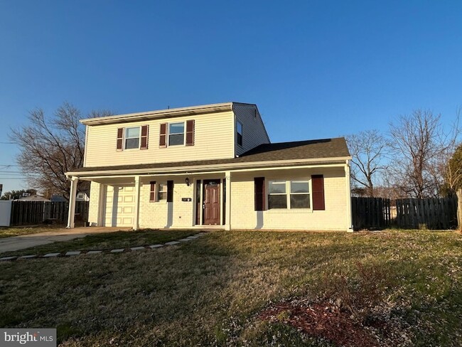 Building Photo - 7 Elk Ln