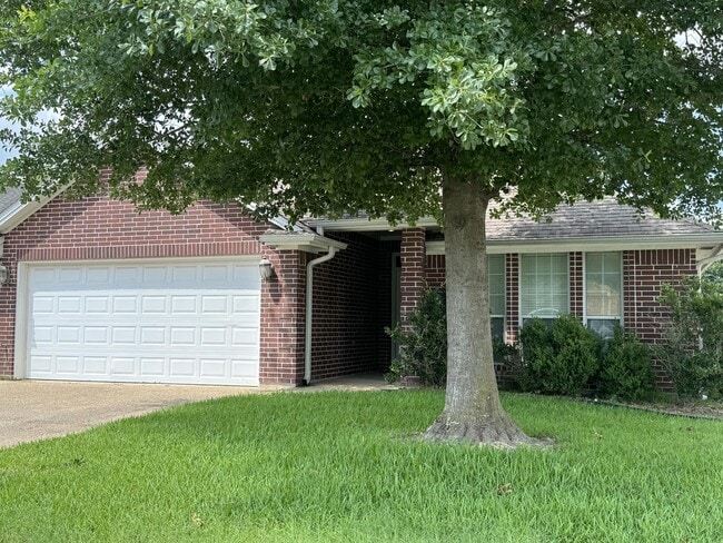 Building Photo - 225 Karten Ln