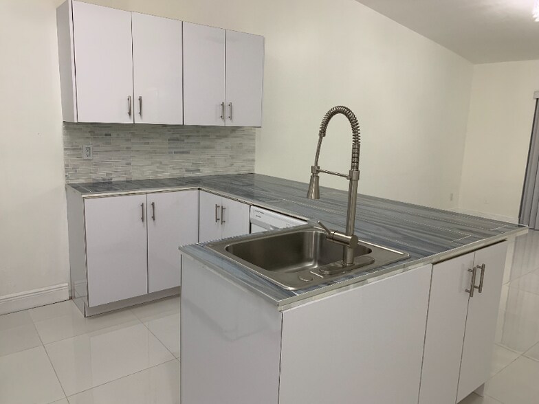 Building Photo - 20845 Grouper Dr