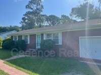 Building Photo - 224 Wood Dale Dr