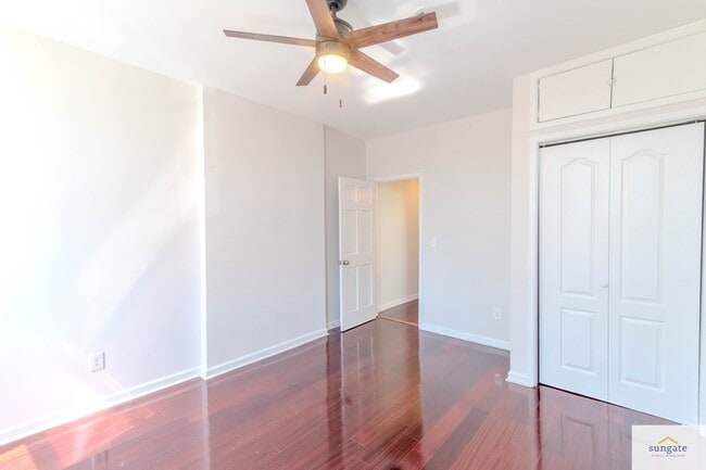 Building Photo - 2608 E Fayette St