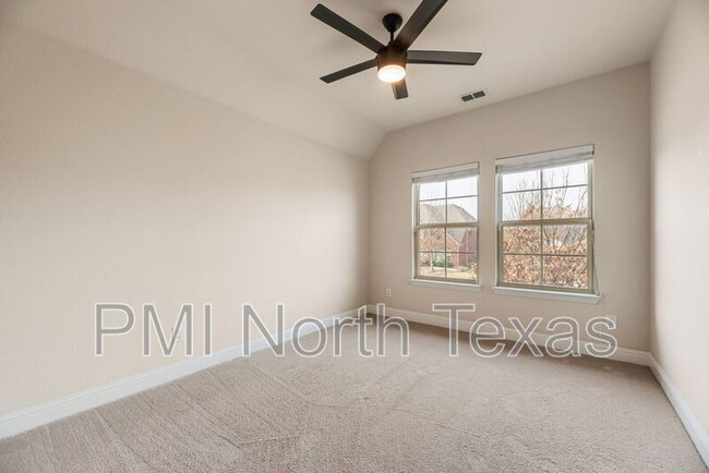 Building Photo - 14054 El Toro Rd