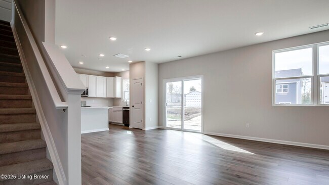 Building Photo - 1850 Washington Blvd