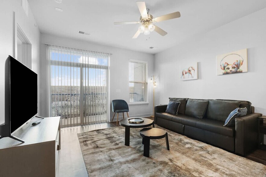 Building Photo - 8506 Westfield Blvd