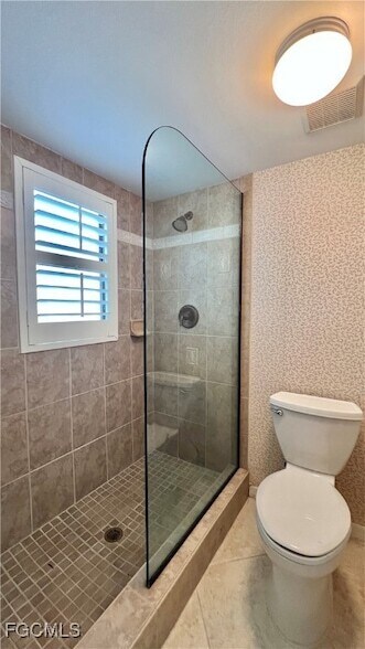 Building Photo - 15126 Parkside Dr