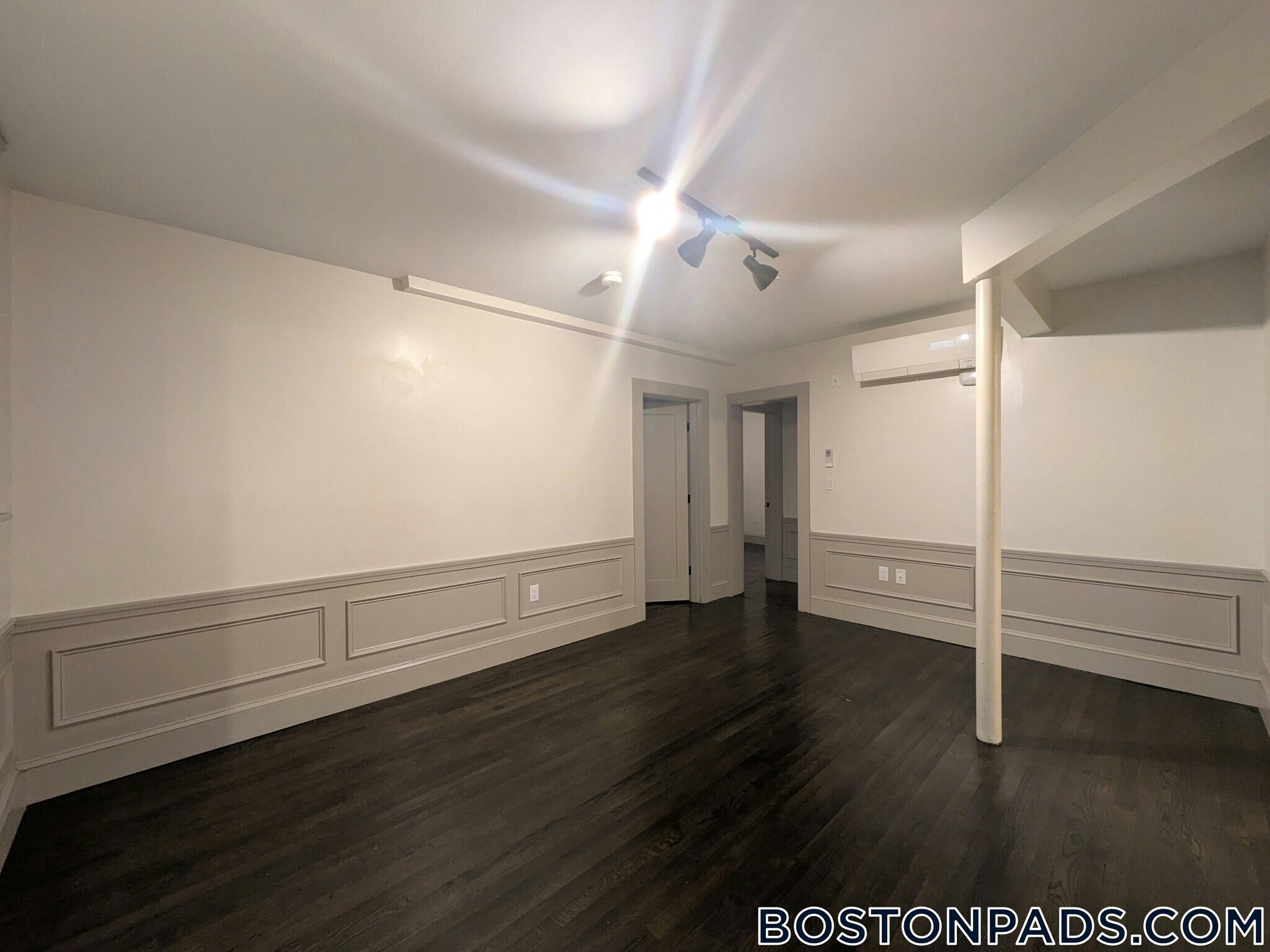 Building Photo - 9 Dana St