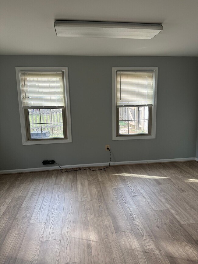 Building Photo - 8929 Bald Hill Pl