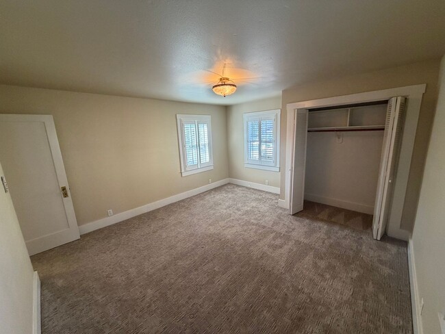 Building Photo - East Sacramento Home | 3 bedroom / 2 bathroom |1 bedroom 1 bath ADU | Available Now!