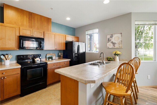 Building Photo - 2085 Bobs Hollow Ln