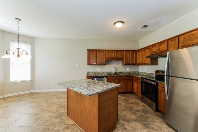 Building Photo - 1391 Shetland Dr
