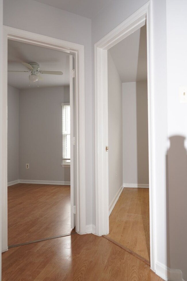 Building Photo - 4 Bedroom 3.5 Bath Townhome in Woodbridge, VA