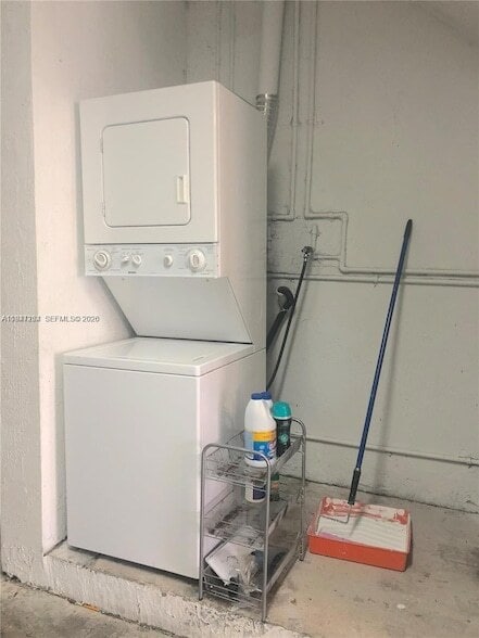 Building Photo - 7743 SW 99th St