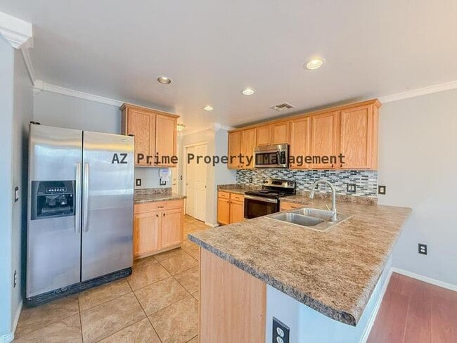 Building Photo - 6544 S Meadow Fescue Dr