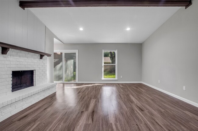 Building Photo - 6731 Gettysburg Dr