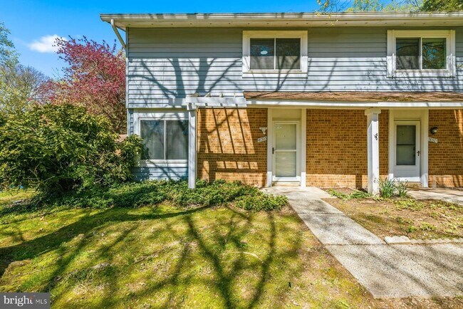 Building Photo - 18323 Allspice Dr