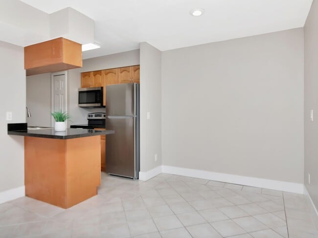 Building Photo - Ground Floor 2 Bedroom 2 Bath - Gated Comm...