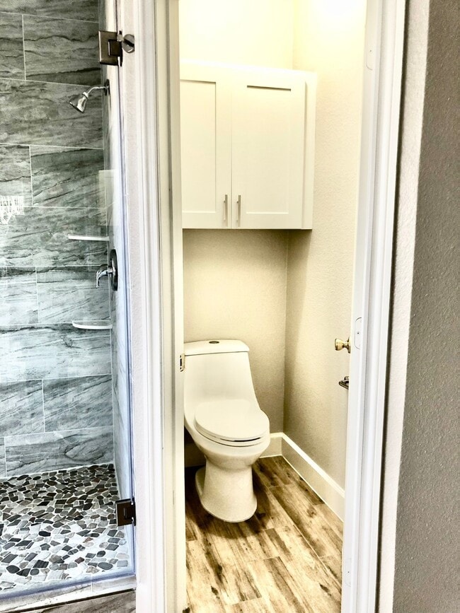 Building Photo - 5711 Silver Bay Ct