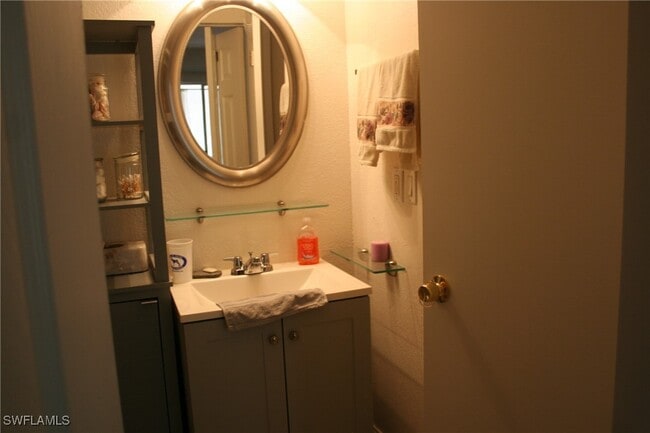 Building Photo - 12591 Equestrian Cir