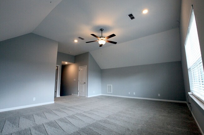 Building Photo - 3718 Black Powder Ln
