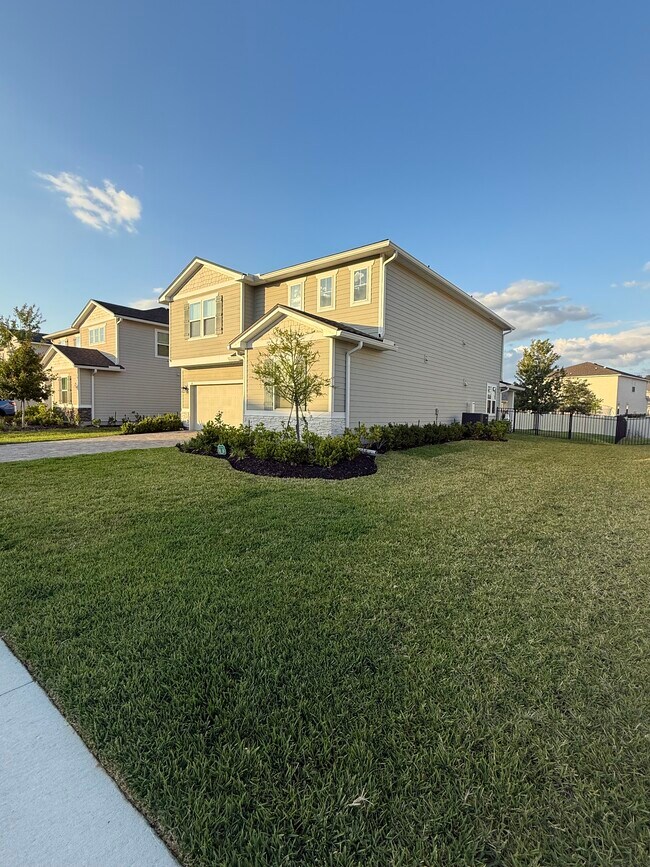 Building Photo - 76 Pepperpike Wy