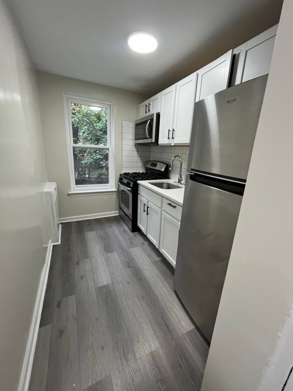 Building Photo - 676 Park Ave