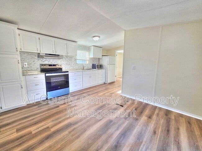 Building Photo - 7603 Plumwood Dr