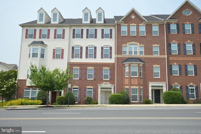 Building Photo - 202 Mill Pond Rd