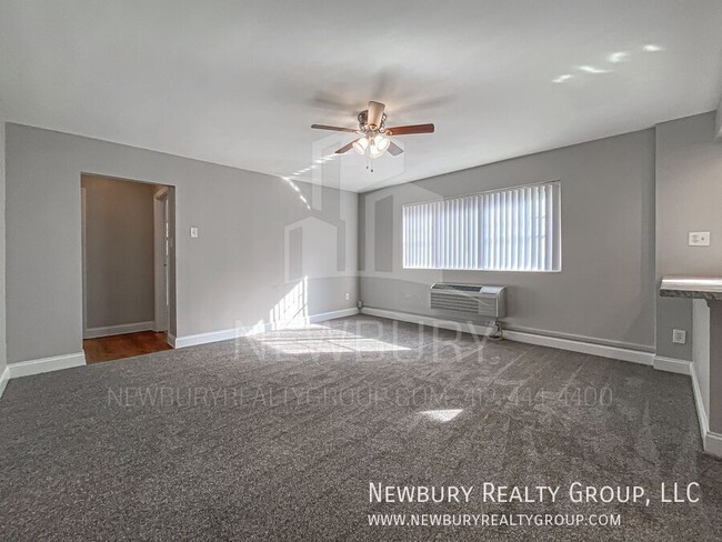 Building Photo - Modern One-Bedroom Apartment in Port Vue: ...