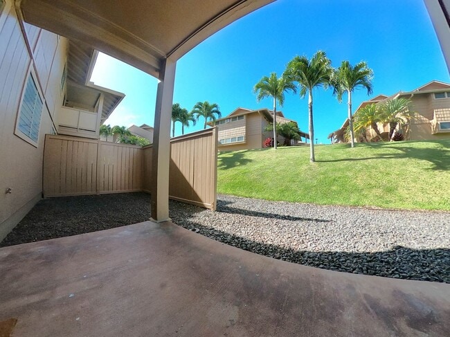 Building Photo - Waiau - 2 bedroom/2 bathroom townhouse with 1 assigned parking