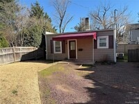 Building Photo - 207 Franklin Ave