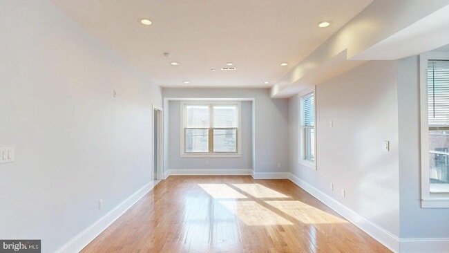 Building Photo - 1401 S 20th St