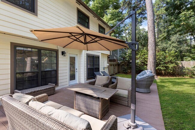 Building Photo - 38 Cricket Hollow Pl