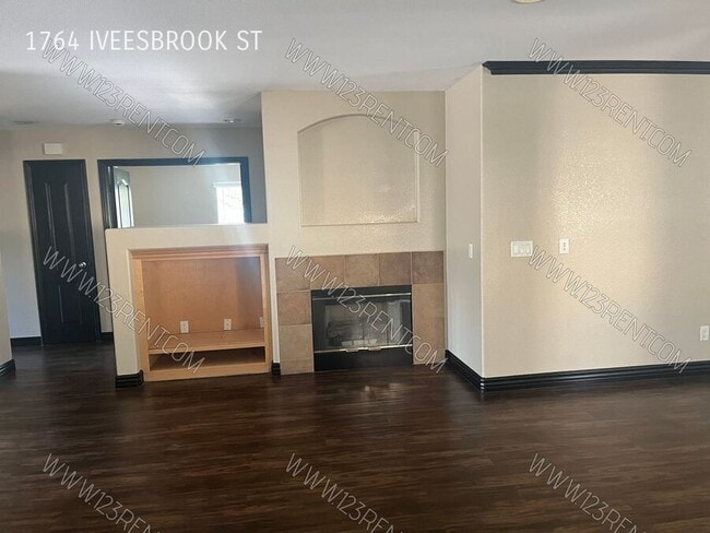 Building Photo - 1764 E Ivesbrook St