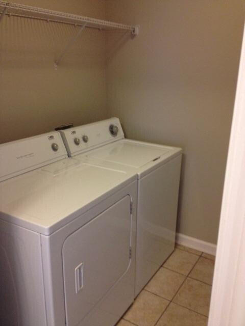 Building Photo - 3204 Sweet Clover Ln