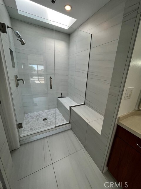 Building Photo - 240 Nice Ln
